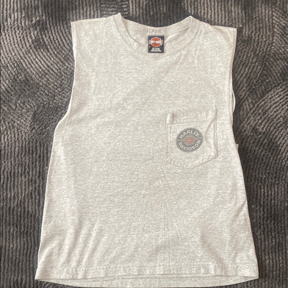 Vintage CHI-TOWN Harley-Davidson Men's Gray Sleeveless Shirt